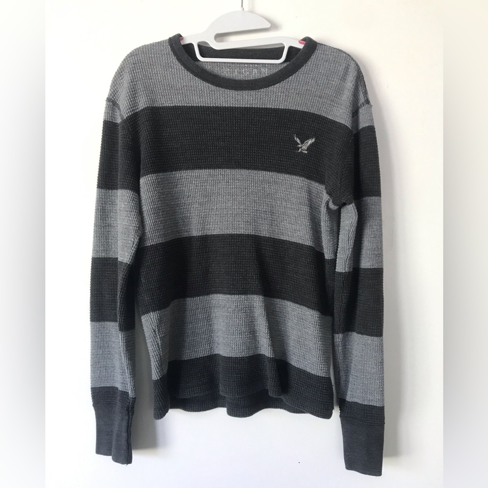 American Eagle outfitters Thermal Striped Gray & Charcoal size S skater vtg 2010